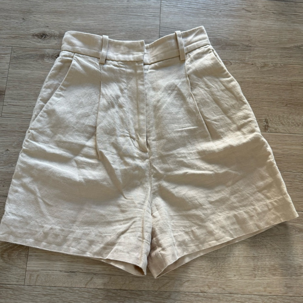 & Other Stories Linen High waisted shorts size 0